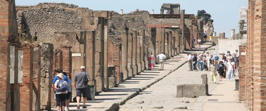 From Rome: Pompeii, Positano and Amalfi Full-Day Tour - The road is part of the experience