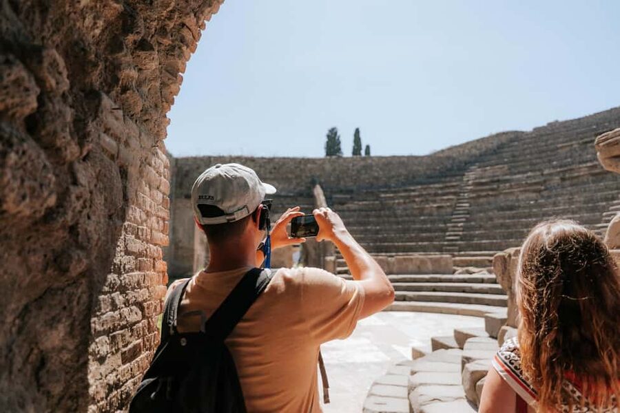 From Rome: Pompeii with Expert Guide & Amalfi Coast Day Trip - The long ride south from Piazzale Flaminio
