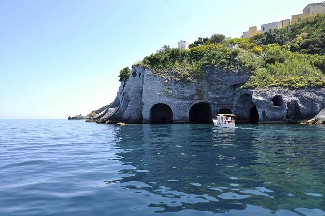From Rome: Ponza Island Day Trip with Boat Excursion - What to bring and what to leave behind