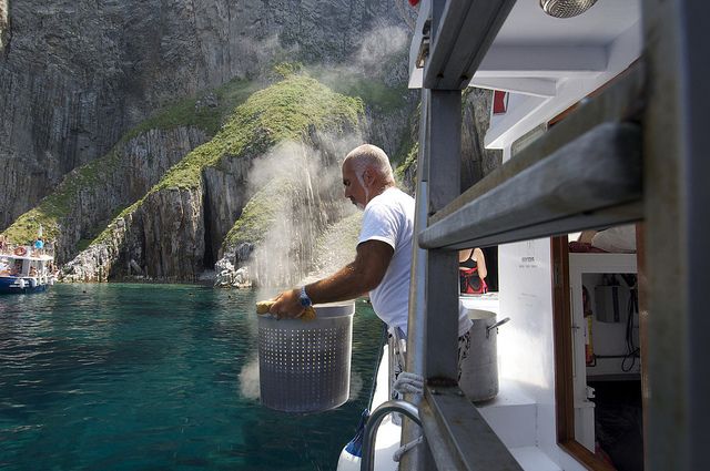 From Rome: Ponza Island Day Trip with Boat Excursion - One hour in Ponza port