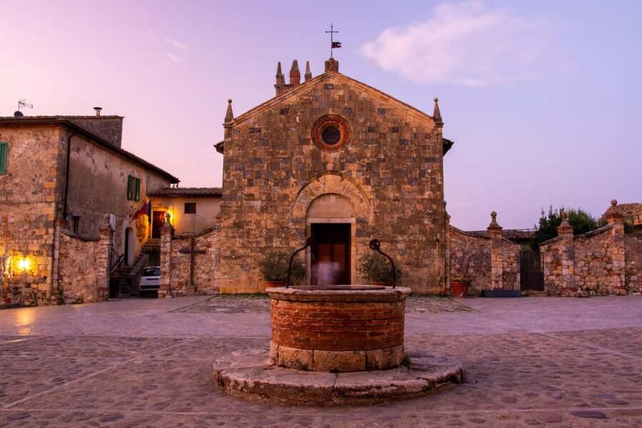 From Siena: Chianti and Castles Tour with Wine Tastings - Rolling hills, vineyard roads, and the first photo stops