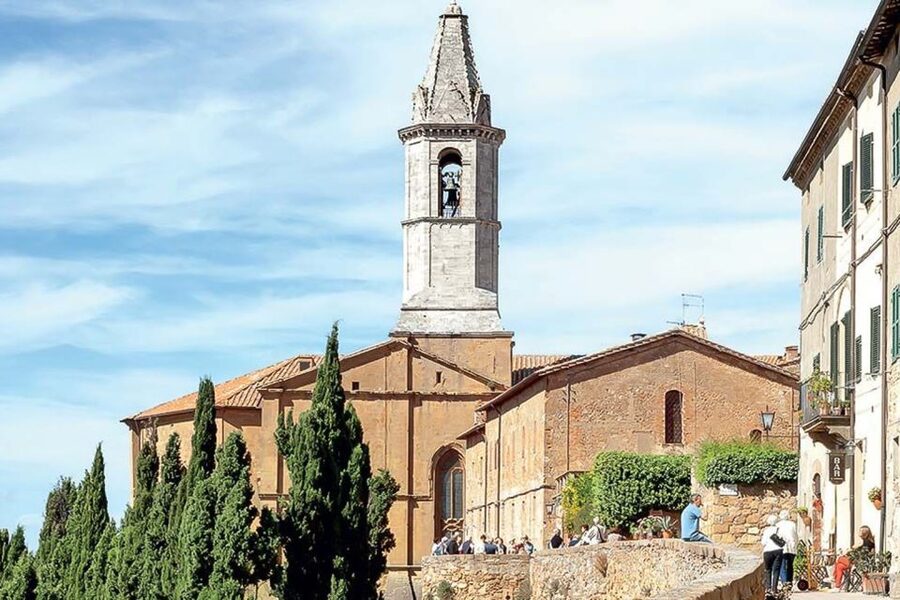 From Siena: Tuscany Hills Wine Tour - Monteriggioni and the first taste of Chianti