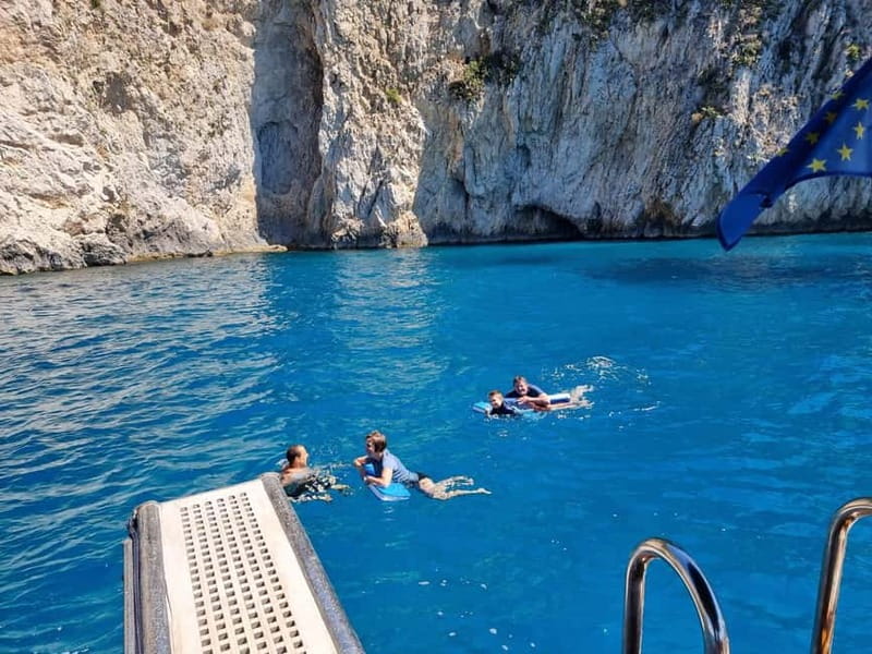 From Sorrento: Capri Boat Tour with Blue Grotto Visit - The Blue Grotto and the problem of timing