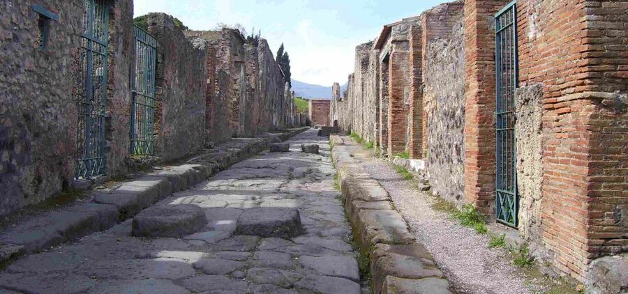 From Sorrento: Day Tour to Pompeii Ruins and Mount Vesuvius - How the $130.28 price compares with doing it yourself