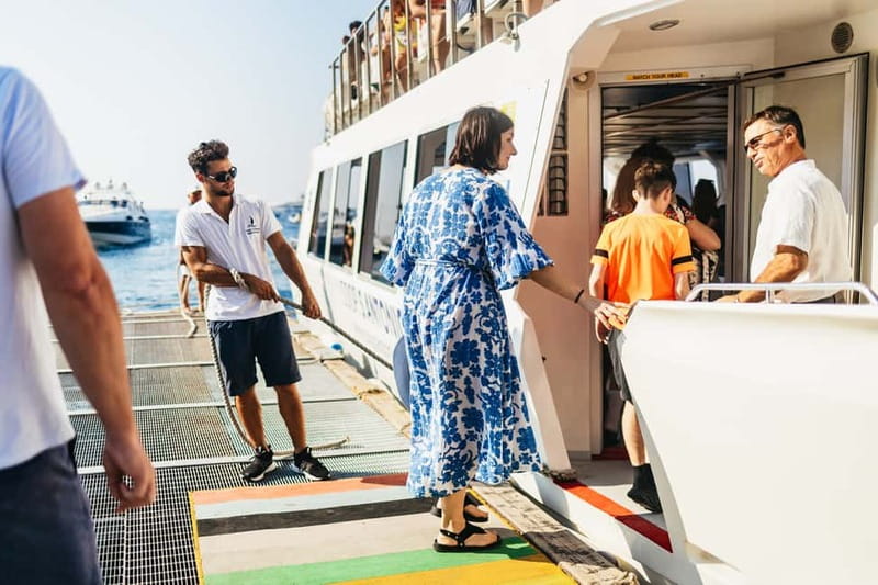 From Sorrento/Nerano: Capri Island Cruise with Guide Onboard - The crossing to Capri and the guide’s useful advice