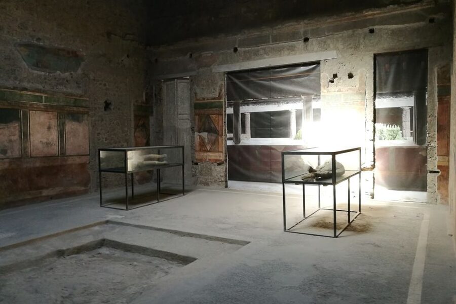 From Sorrento: Pompeii and Vesuvius Tour - Pompeii in two hours: a sharp introduction to Roman life