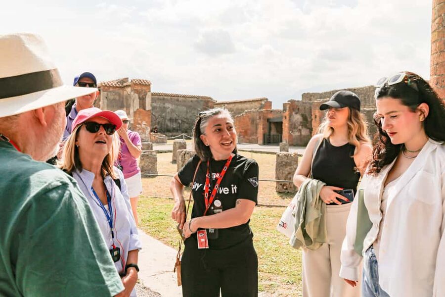 From Sorrento: Pompeii Half-Day Skip-the-Line Tour - The 2.5-hour walk through Roman life