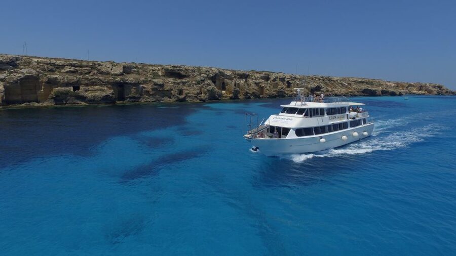 From Trapani: Favignana and Levanzo Mini Cruise with Lunch - The Favignana coast: Cala Rossa to Cala Azzurra