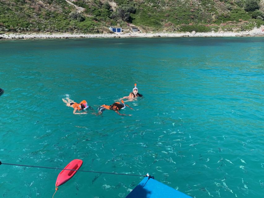 From Tropea: Capo Vaticano boat tour with snorkel & aperitif - What the experience is really like