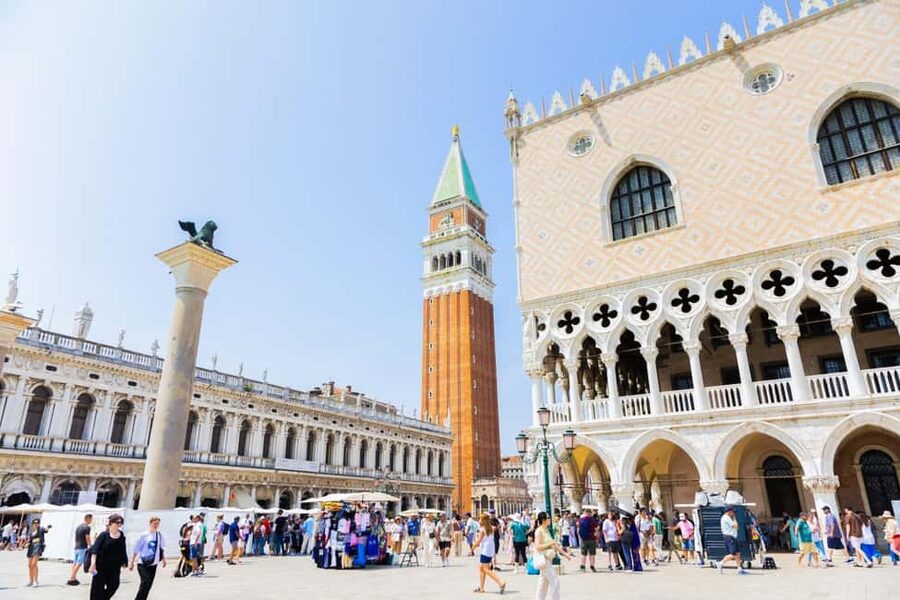 From Venice: Murano and Burano Half-Day Island Tour by Boat - Who will enjoy this island trip most