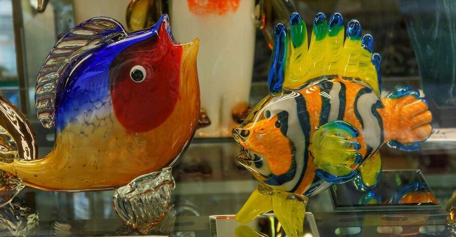 From Venice: Murano and Burano Private Tour with Transfer - Murano glass, from furnace to showroom