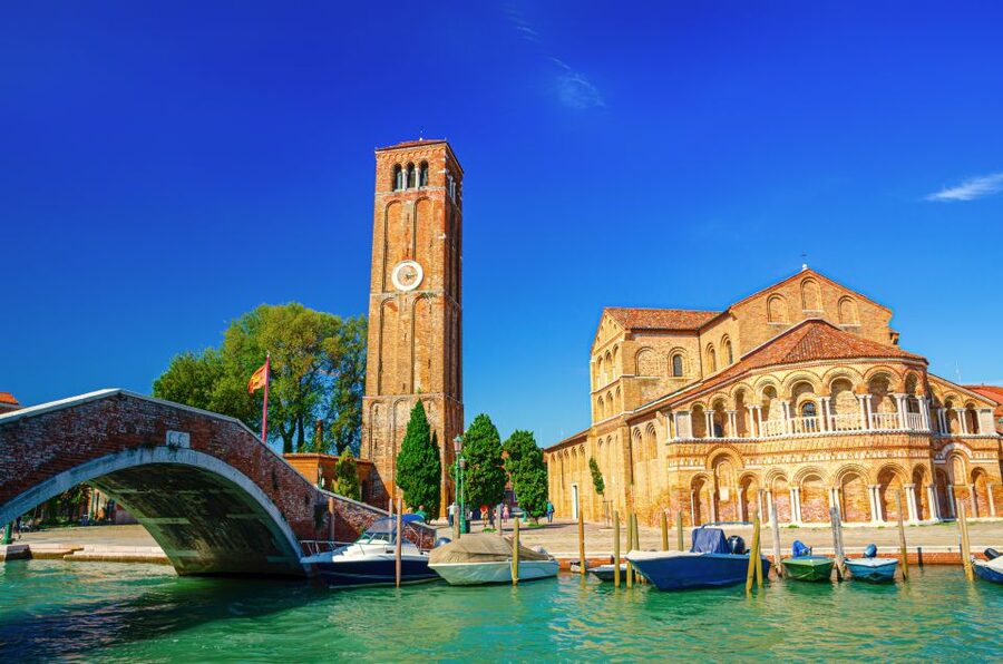 From Venice: Murano & Burano Guided Tour by Private Boat - What the five-hour schedule really feels like