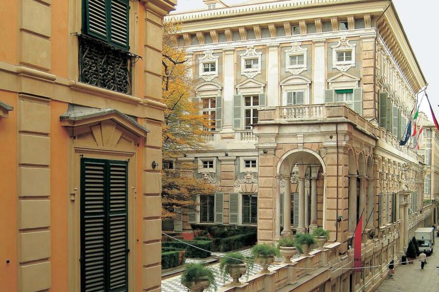 Genoa: 2-Hour Guided Walking Tour of the Historical Center - The museum admission is where the $16 pays off