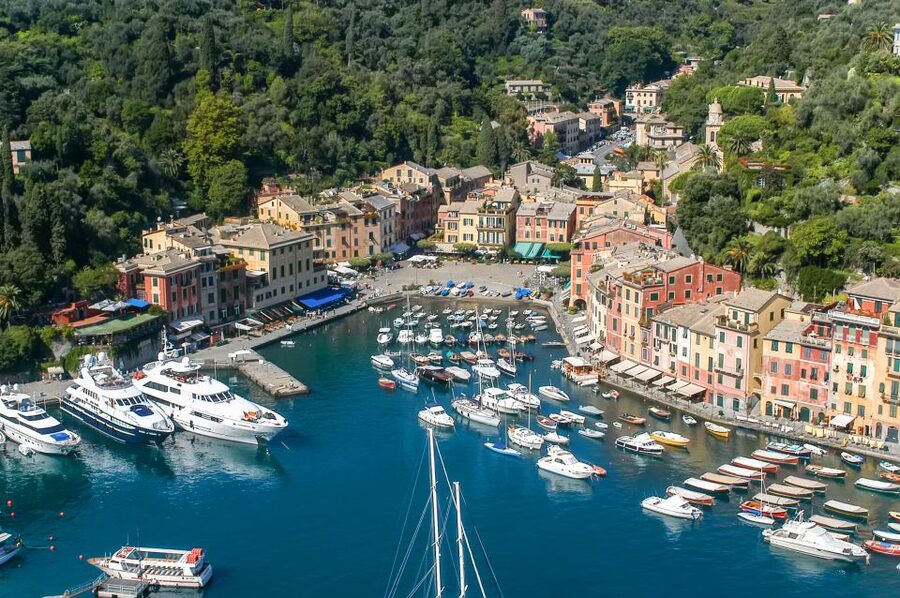 Genoa: Full-Day Tour to Camogli, San Fruttuoso & Portofino - San Fruttuoso: abbey, beach, and very little space