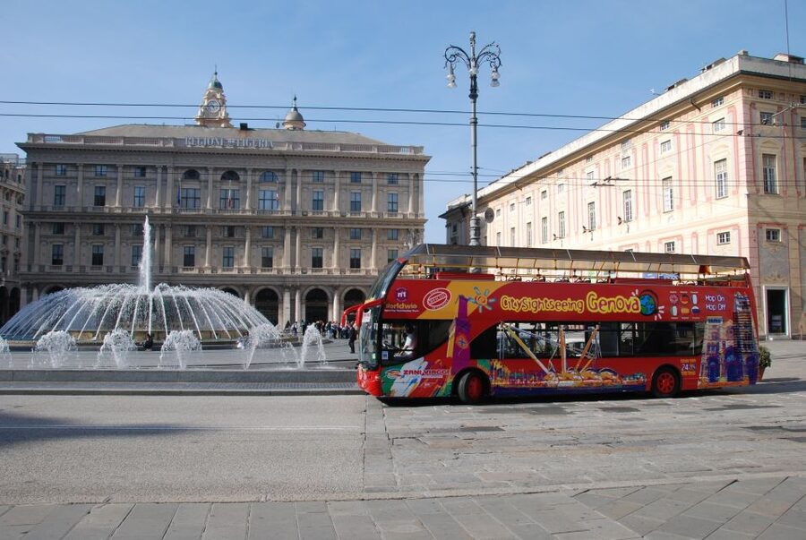 Genoa: Hop-on Hop-off Tour Ticket - Blue Coastline Route: Boccadasse and the seafront