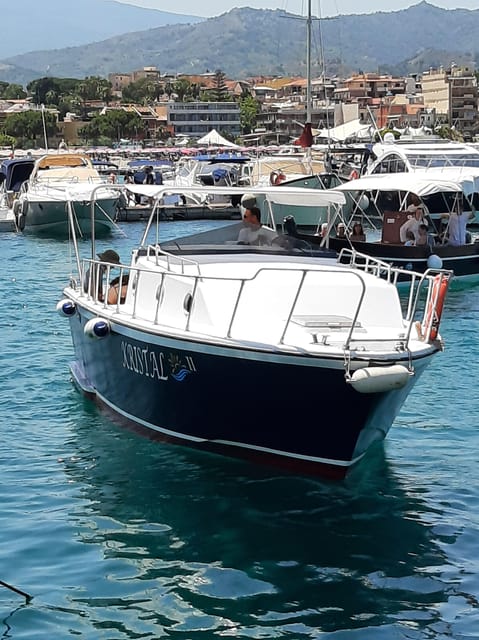Giardini Naxos: Taormina & Isola Cruise Bella with Aperitif - The Cave of Love and Blue Grotto