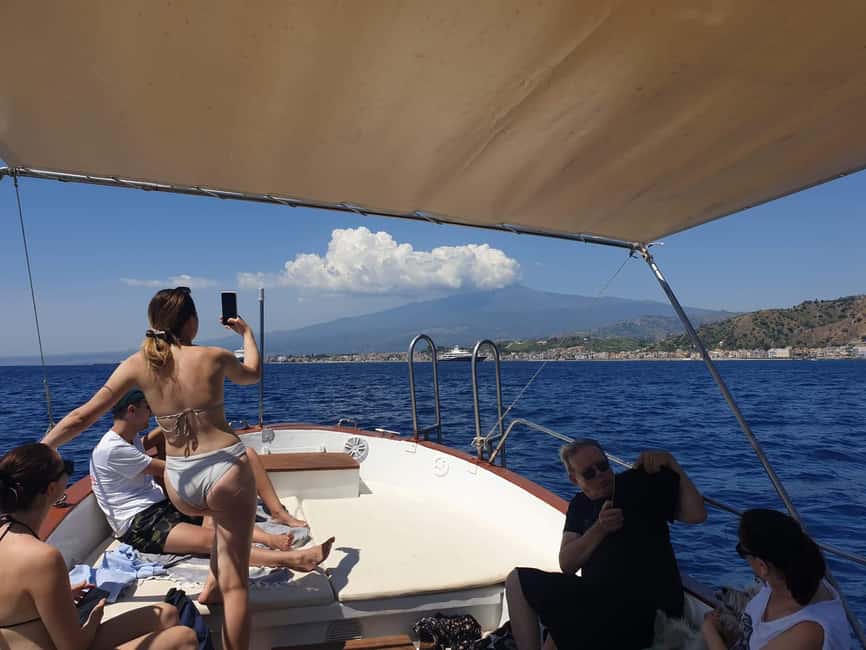 Giardini Naxos: Taormina & Isola Cruise Bella with Aperitif - Practical planning at the Giardini Naxos port