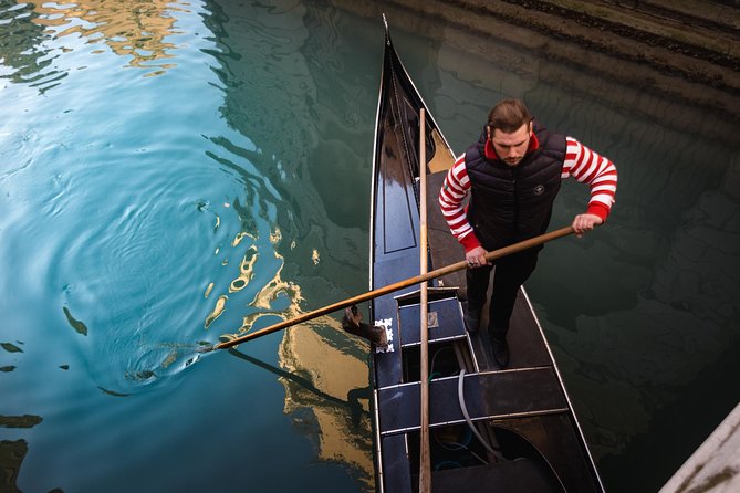 Grand Canal Gondola Experience with Live Commentary™ - Ending with Saint Mark’s Square in view