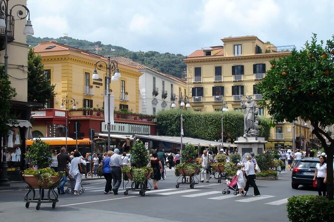 Group Tour to Sorrento, Positano, Amalfi with Optional Boat Ride - Timing is the make-or-break issue