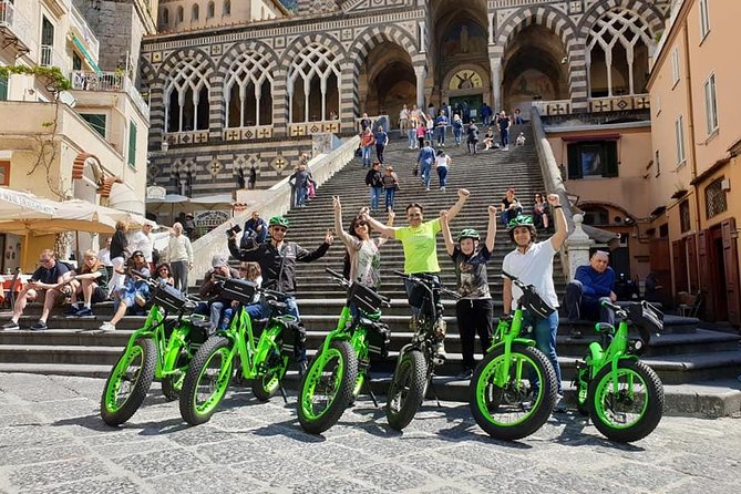 Guided tour of Naples by FAT electric bike - The real question: how safe is the traffic?