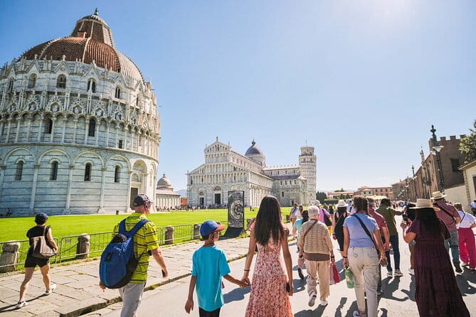 Half-Day Excursion to Pisa and the Leaning Tower from Florence - Climbing the Leaning Tower