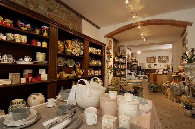 Handmade Tuscan Ceramics Masterclass in Montelupo - Why Montelupo makes a better pottery stop than Florence