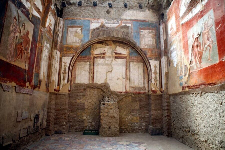 Herculaneum: 3D Walking Tour with Skip-the-Line Ticket - How the guide affects the experience