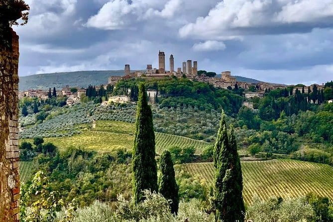 Horseback Ride in S.Gimignano with Tuscan Lunch Chianti Tasting - Leaving Florence in an air-conditioned minivan