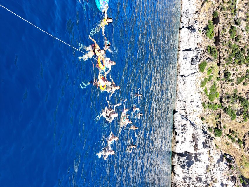 Ischia: Island Boat Tour with Neapolitan Lunch & Snorkeling - Forio to Sant’Angelo: the first taste of the coast