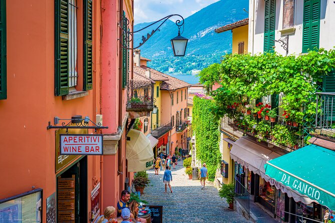 Italy and Switzerland Day Trip: Lake Como, Bellagio & Lugano from Milan - What the guide adds to a mostly independent day
