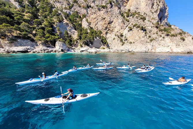 Kayak tour in Capri between caves and beaches. Photos included. - Entering Grotta dell’Acqua