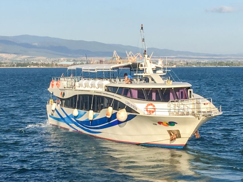 La Spezia: Cinque Terre Tour by Boat - Comfort, seating, and the practical boat experience