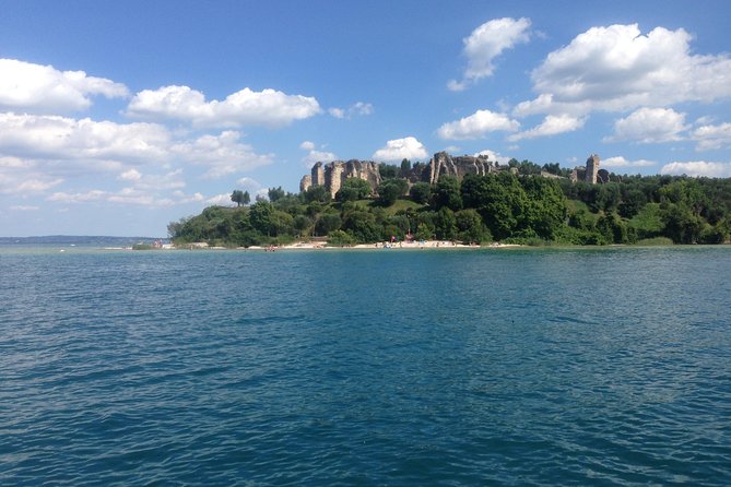 Lake Garda Mini Cruise: Sirmione Peninsula - Sulphur springs beneath the water