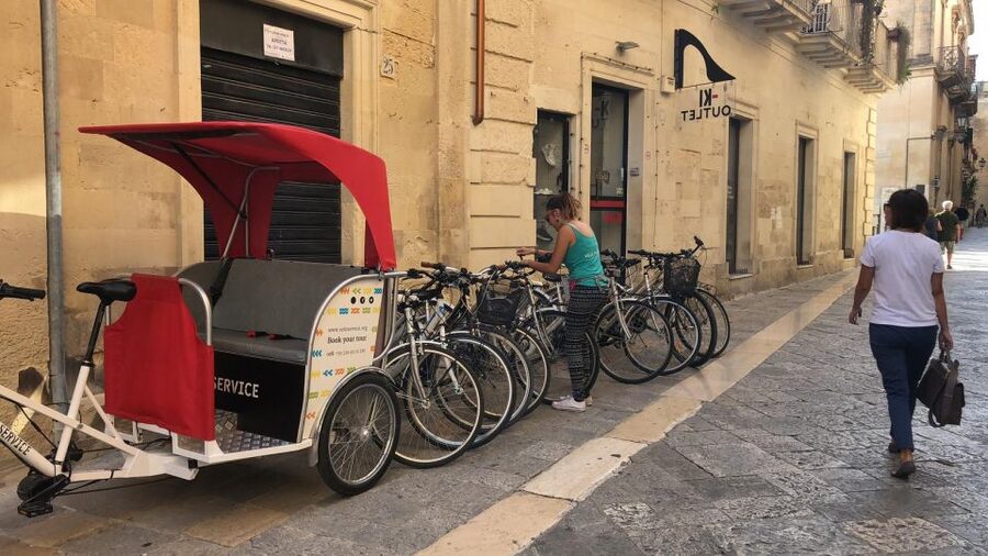 Lecce: City Highlights Guided Tour by Rickshaw - How much time should you choose?