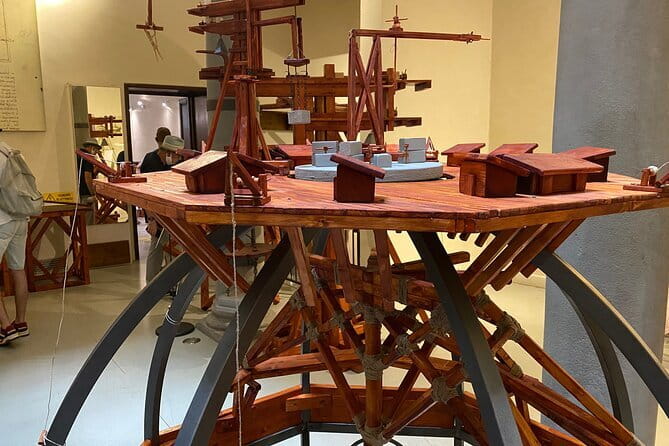 Leonardo Da Vinci Museum Entrance Ticket - Timing your visit and avoiding a wrong-city mistake