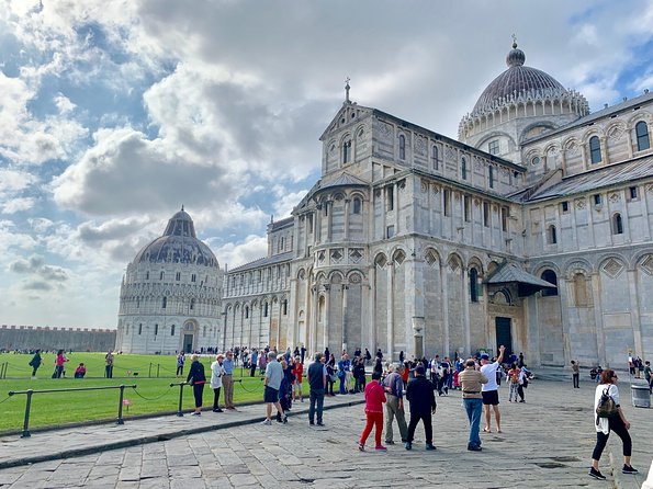 Livorno Shore Excursion: Florence & Pisa with Accademia and Tower - Should you choose the Florence walking tour?