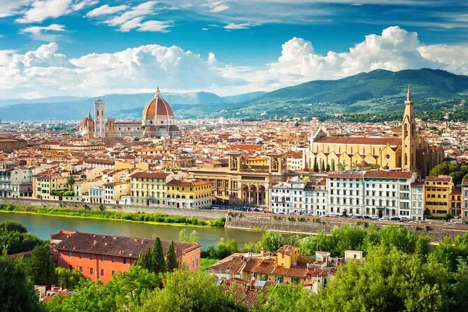 Livorno Shore Excursion: Pisa & Florence in One Day - Republic Square is your best pause for lunch and people-watching
