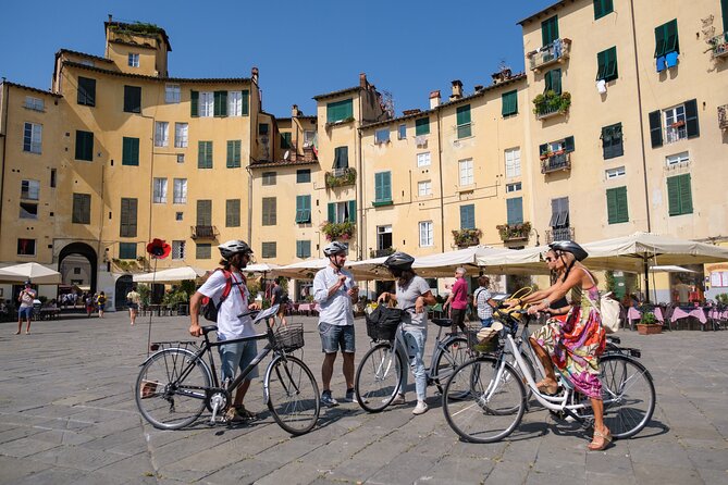 Lucca Bikes and Bites with food tastings for Small Groups or Private - The Guides Make a Practical Difference