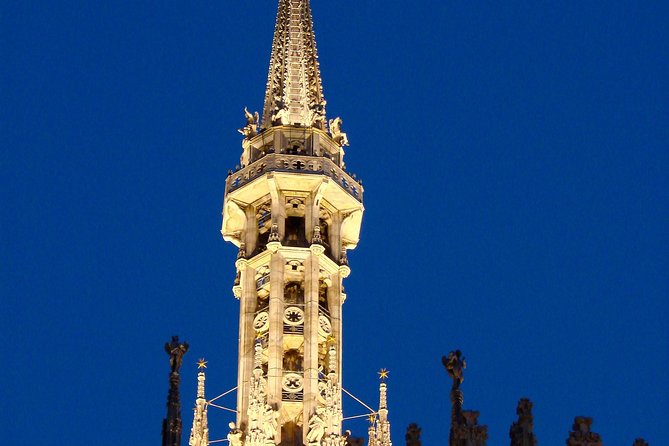 Milan: Best of Skip-the-Line Duomo Rooftops Guided Tour - The lift and the first rooftop terrace