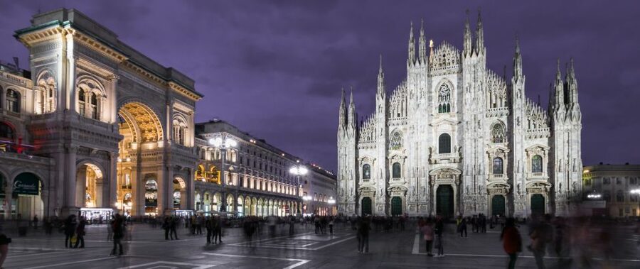 Milan by Night 2-Hour Walking Tour - Walking toward La Scala