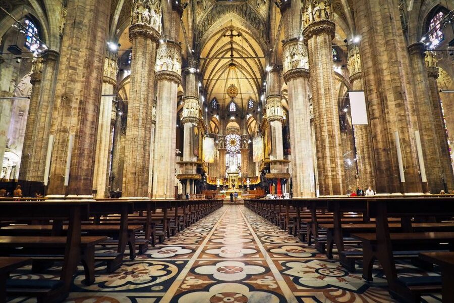 Milan: Cathedral and Terraces Guided Tour with Tickets - Piazza della Scala and the city’s cultural side