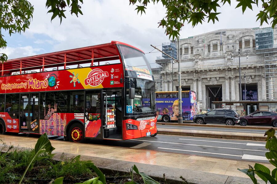 Milan: City Sightseeing Hop-On Hop-Off Bus with Audio Guide - Line D: Navigli, Brera, and the canal district
