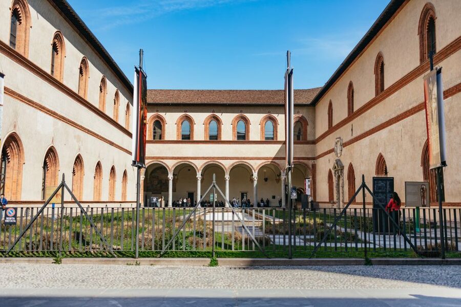 Milan: Da Vinci's Last Supper and Guided Walking Tour - La Scala and Piazza della Scala