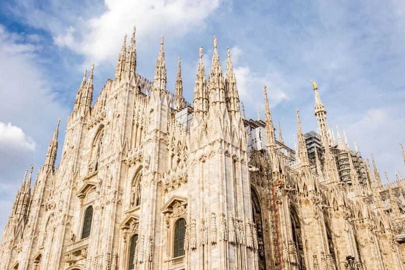 Milan Duomo Rooftops Tour + Optional Hop-on-Hop-off ticket - Why Milan’s Duomo roof is worth your time