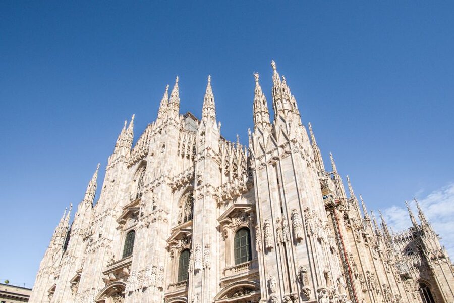 Milan: Fast-Track Milan Cathedral and Terraces Guided Tour - The strongest reasons to book