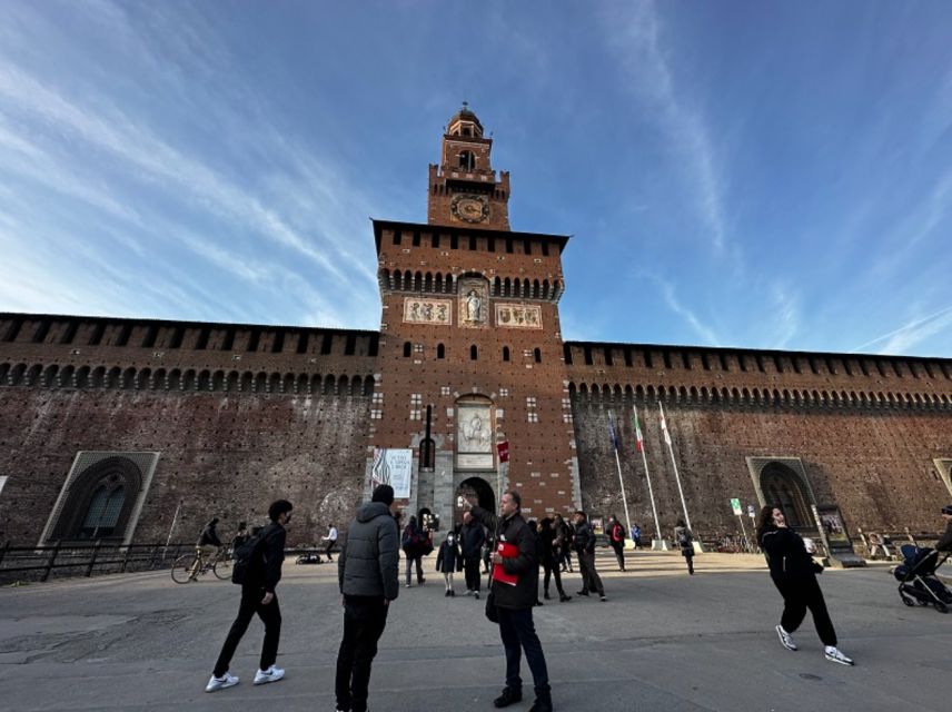 Milan: Guided Duomo, Last Supper and City Centre Tour - Duomo Square and Milan’s enormous cathedral