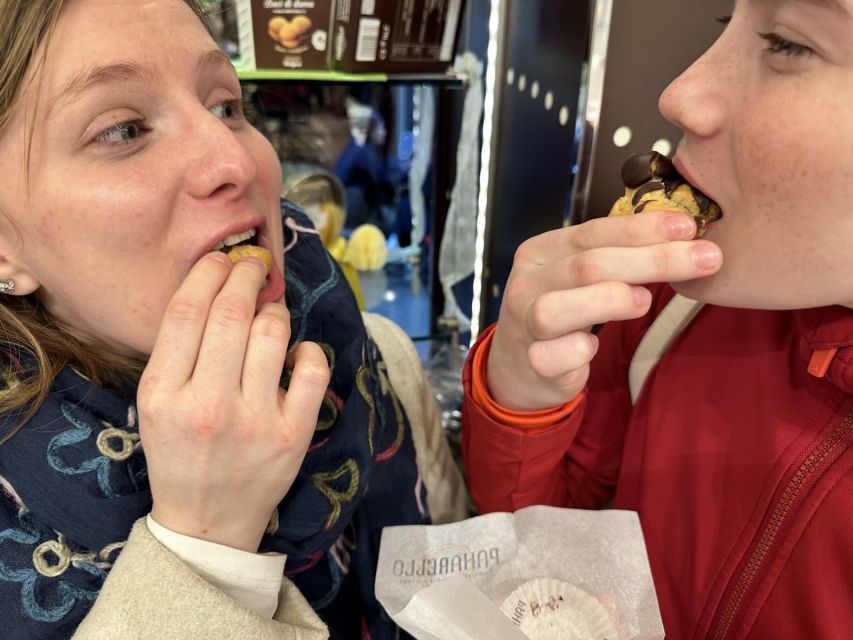 Milan: Guided Street Food Walking Tour with Food Tasting - Why food is a smart way to meet Milan