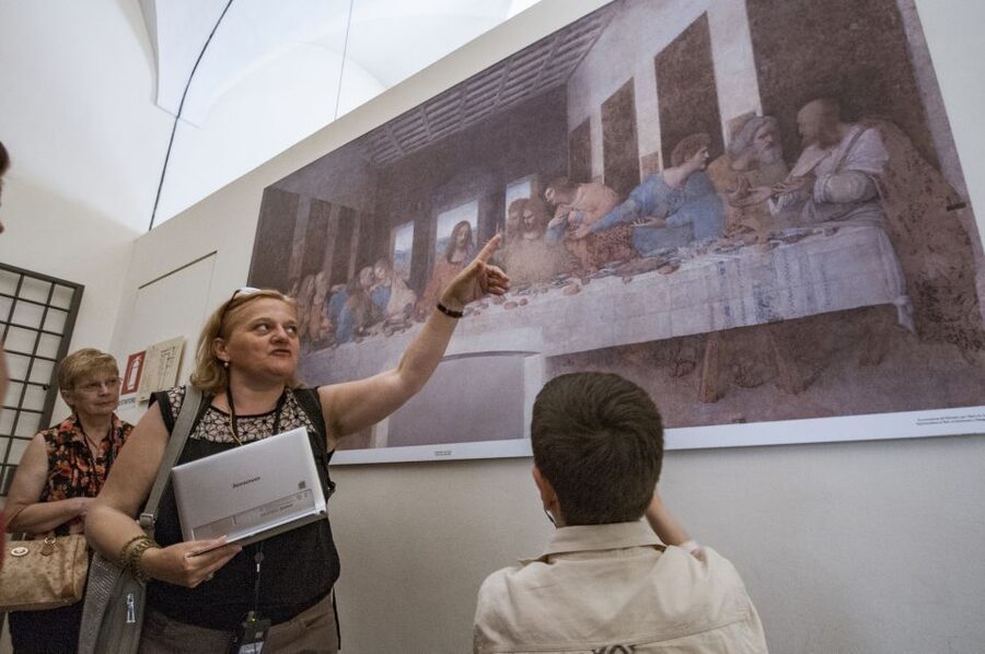 Milan: Guided Walking Tour with Last Supper Skip-the-Line - The guides are the heart of the walk