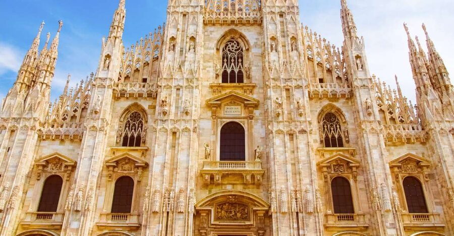 Milan: Guided Walking Tour with Last Supper Skip-the-Line - Meeting at the Duomo and handling the changing schedule