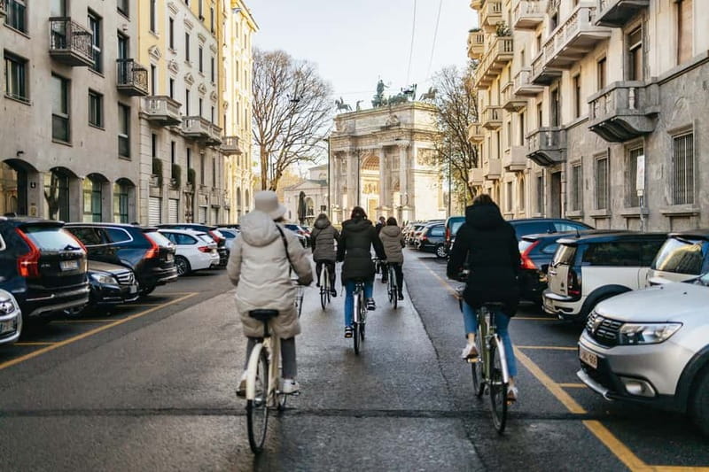Milan: Hidden Gems Guided Bike Tour - Working-class districts and Milan’s industrial past